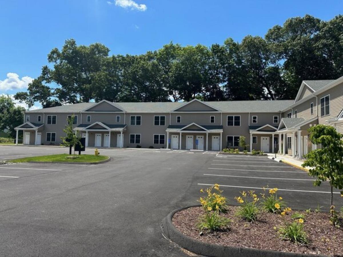 Picture of Apartment For Rent in Southington, Connecticut, United States