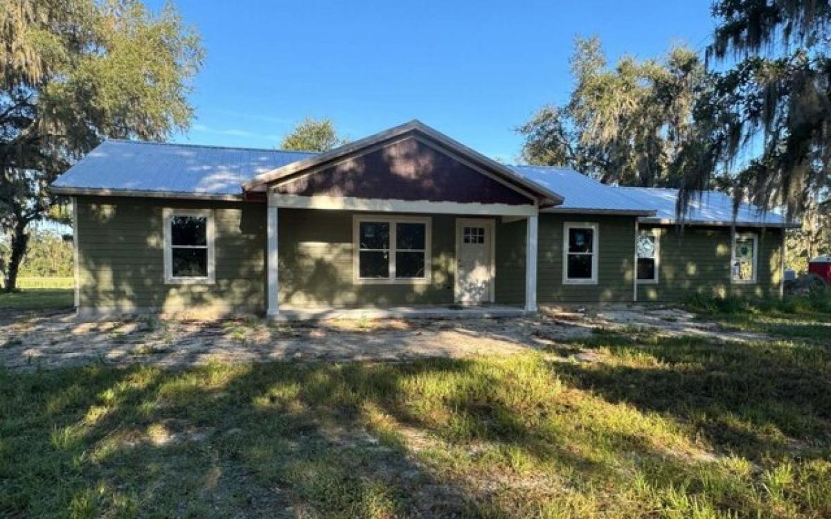 Picture of Home For Sale in Live Oak, Florida, United States