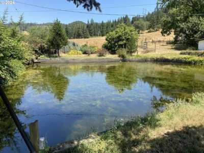 Home For Sale in Myrtle Creek, Oregon