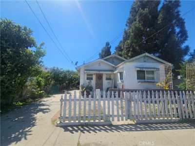 Home For Sale in Inglewood, California