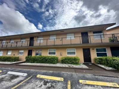 Home For Sale in Hialeah, Florida