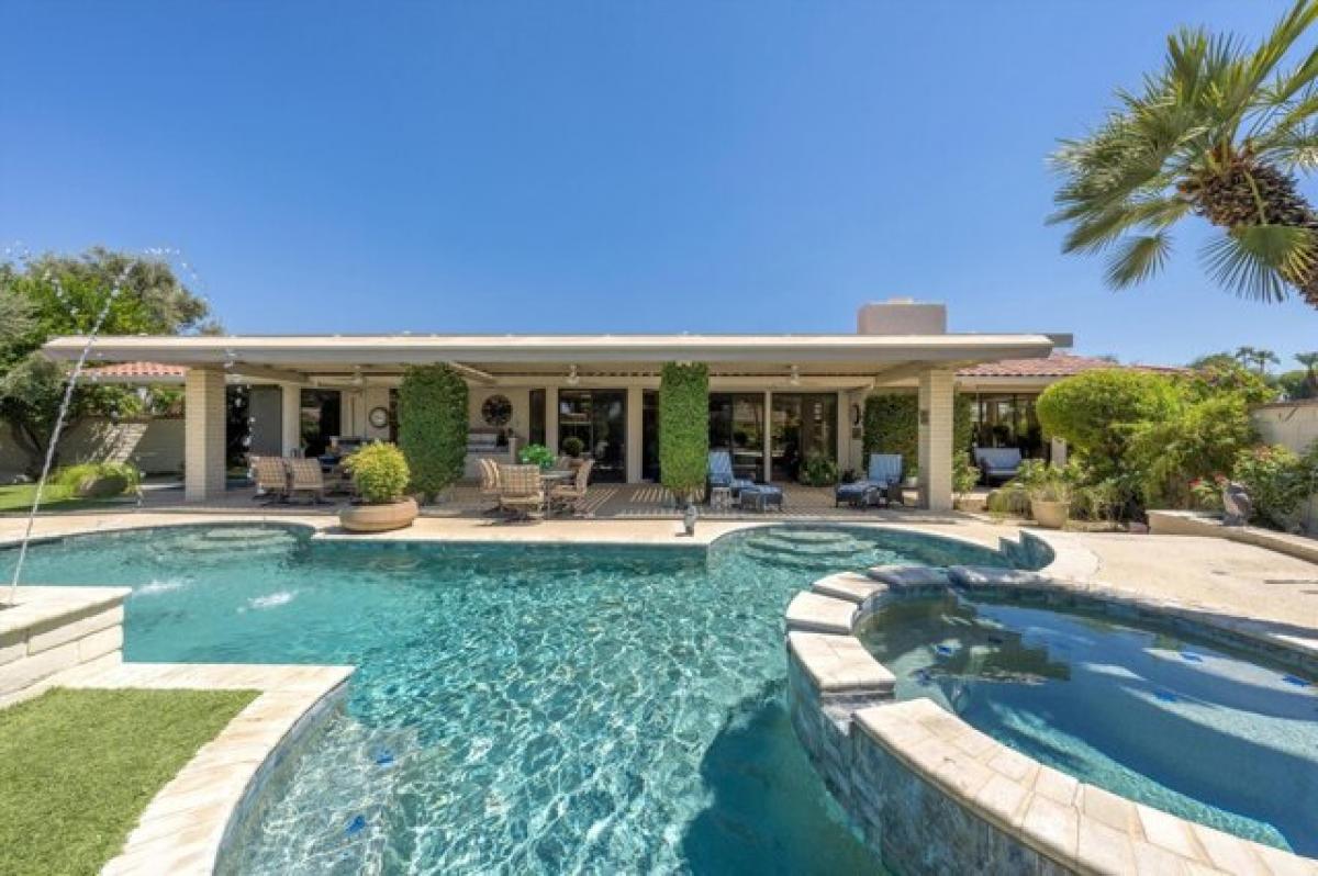 Picture of Home For Sale in Rancho Mirage, California, United States