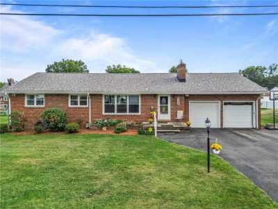 Home For Sale in New Castle, Pennsylvania