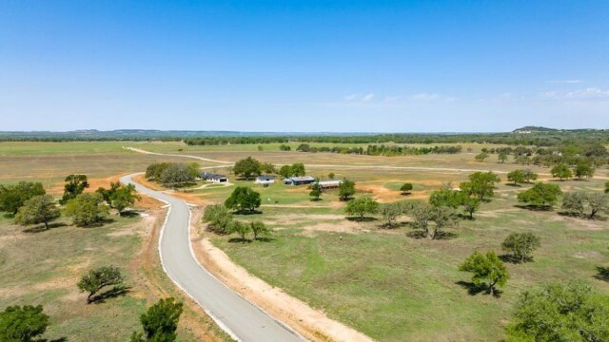 Picture of Residential Land For Sale in Fredericksburg, Texas, United States