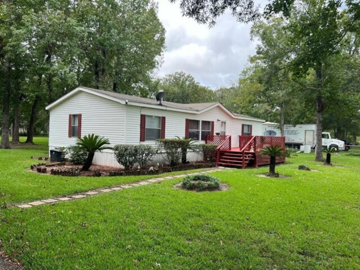 Picture of Home For Sale in Dayton, Texas, United States