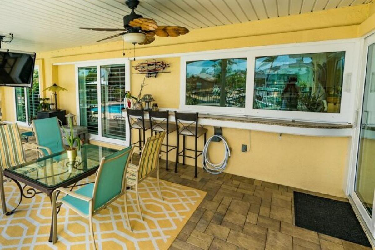 Picture of Home For Sale in Apollo Beach, Florida, United States