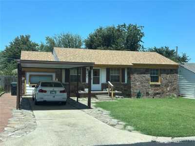 Home For Sale in Midwest City, Oklahoma