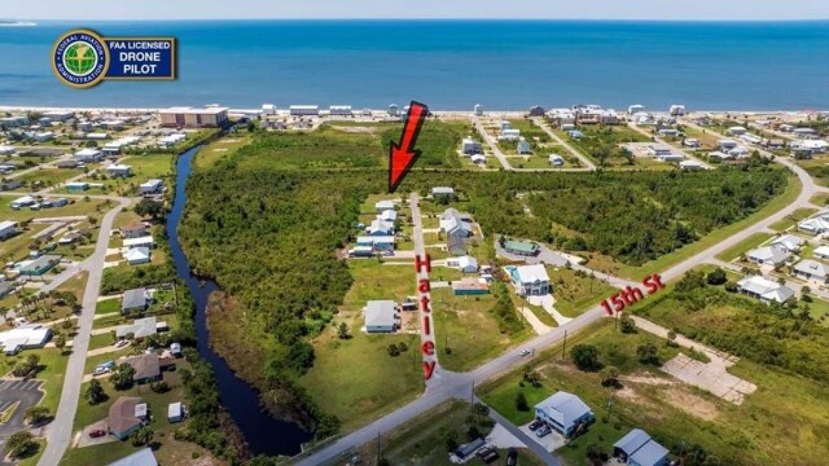 Picture of Residential Land For Sale in Mexico Beach, Florida, United States