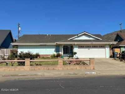 Home For Sale in Lompoc, California