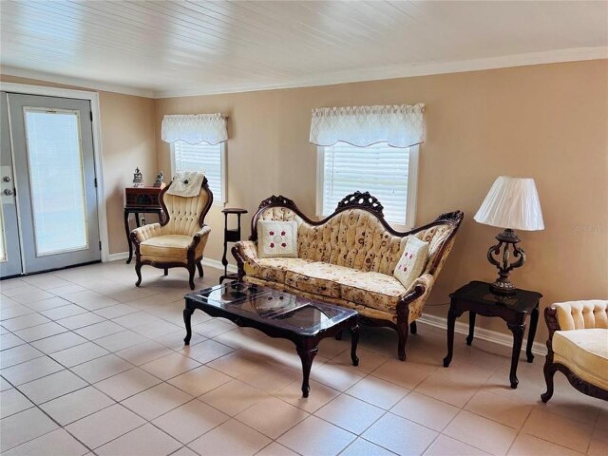 Picture of Home For Sale in Indian Lake Estates, Florida, United States