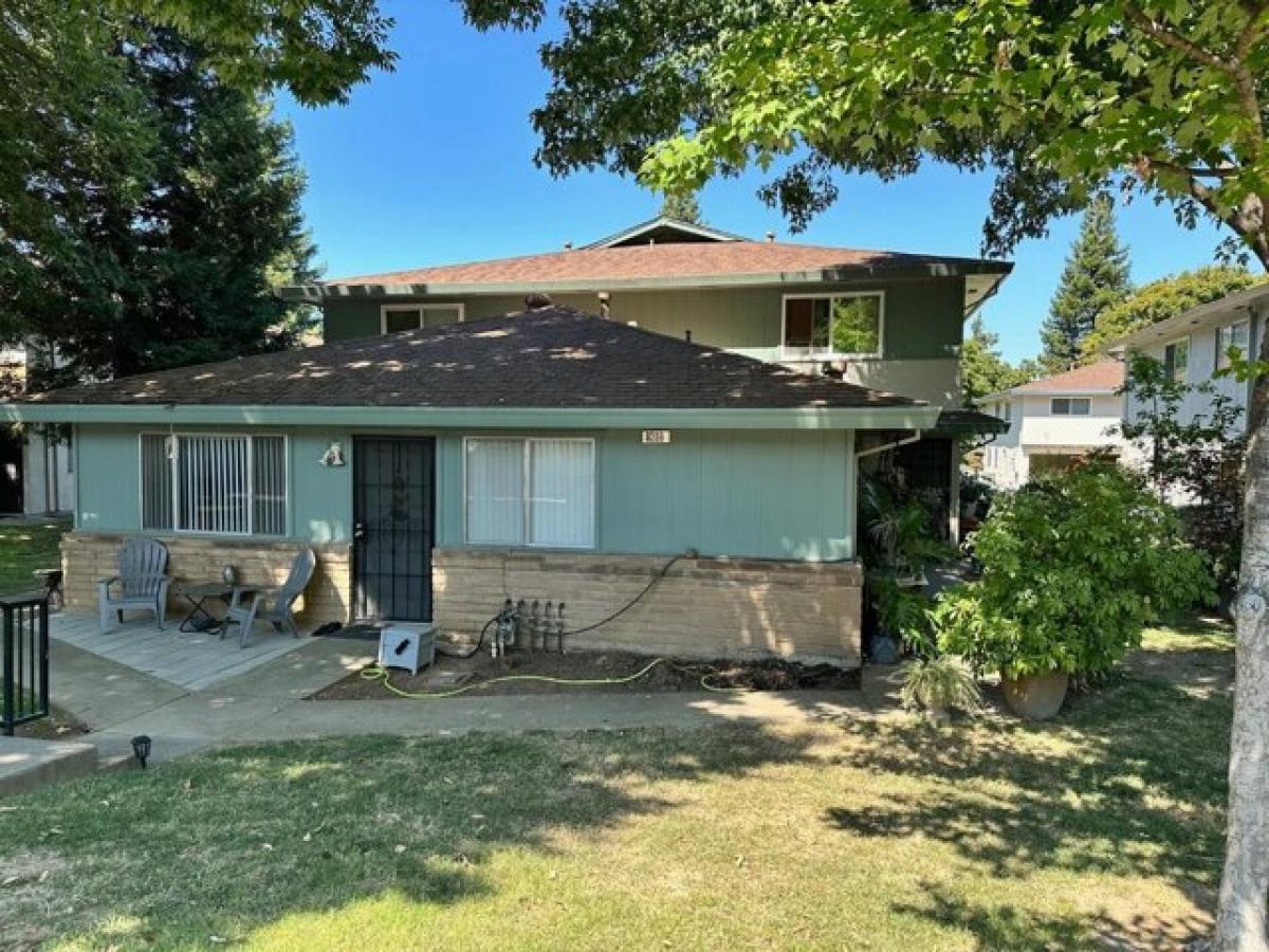 Picture of Home For Sale in Citrus Heights, California, United States