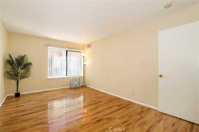 Home For Sale in Canoga Park, California