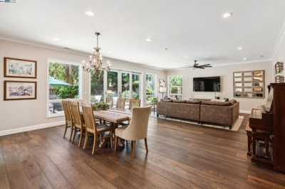 Home For Sale in Walnut Creek, California