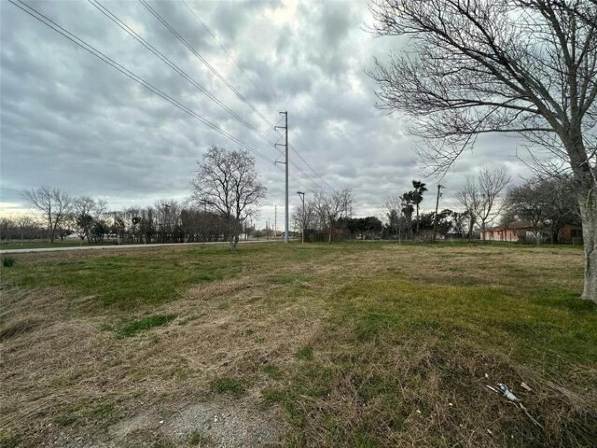 Picture of Residential Land For Sale in Texas City, Texas, United States