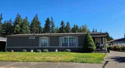 Home For Sale in Woodburn, Oregon