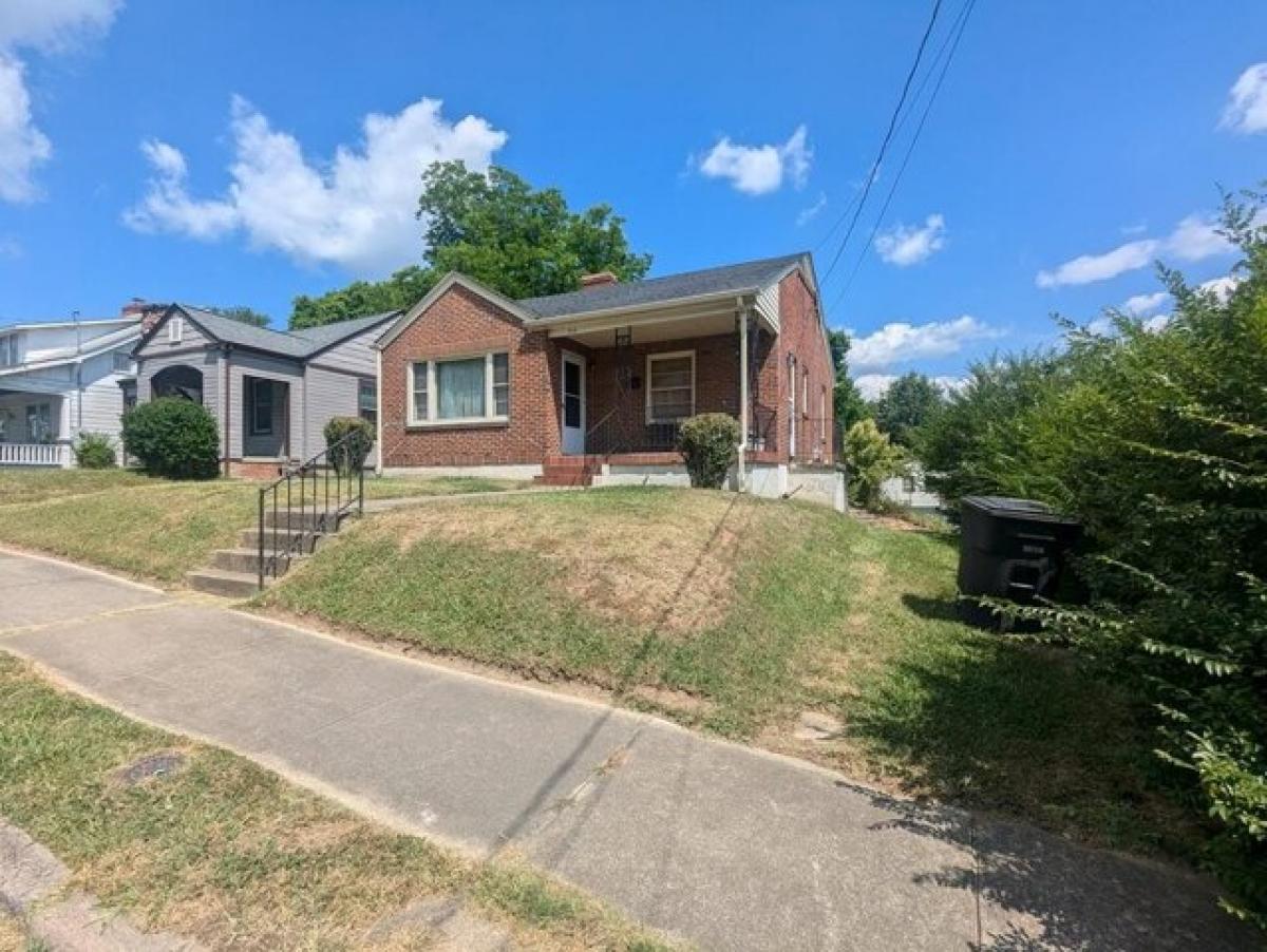 Picture of Home For Sale in Danville, Virginia, United States