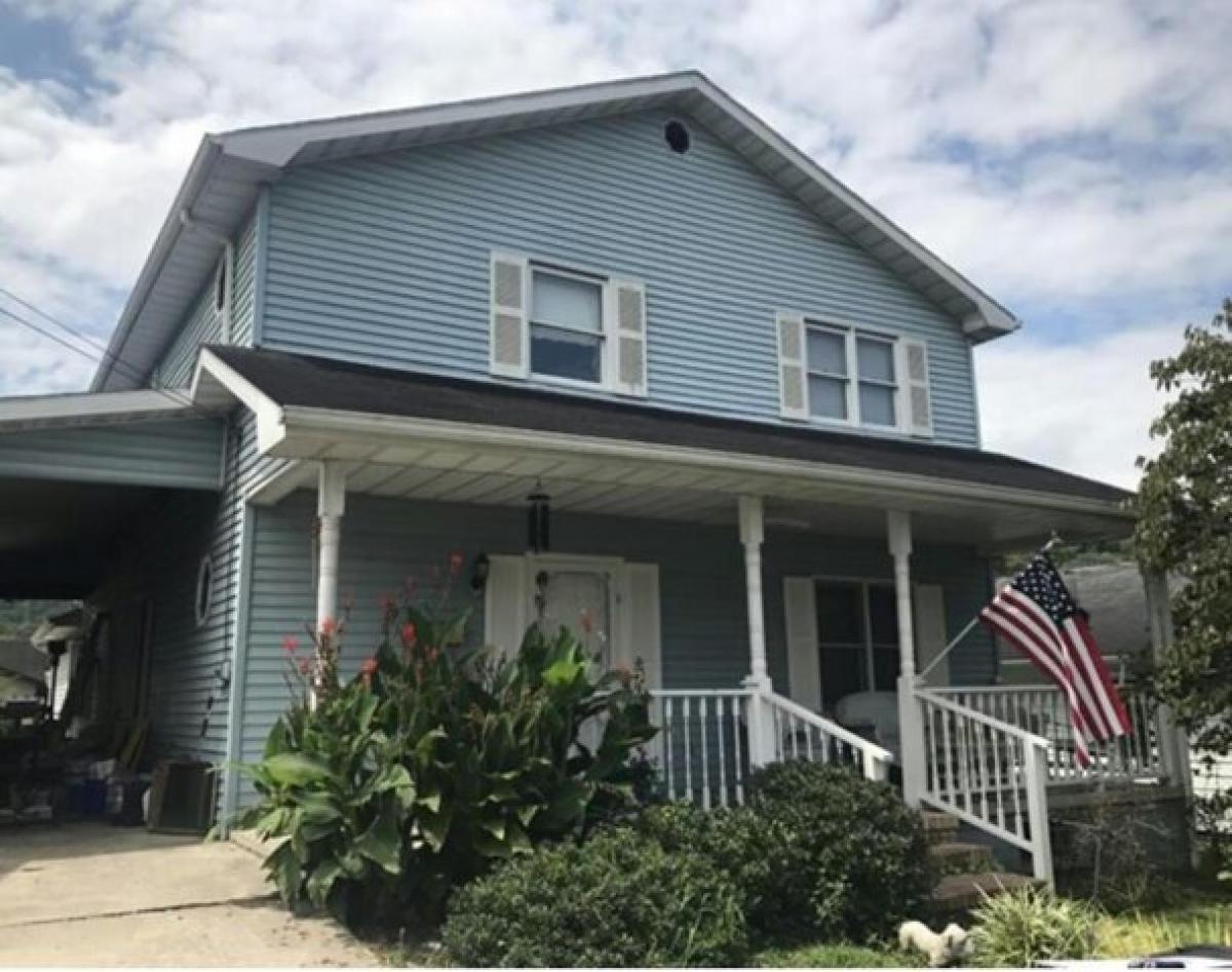 Picture of Home For Sale in Hazard, Kentucky, United States