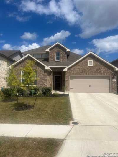 Home For Sale in Seguin, Texas