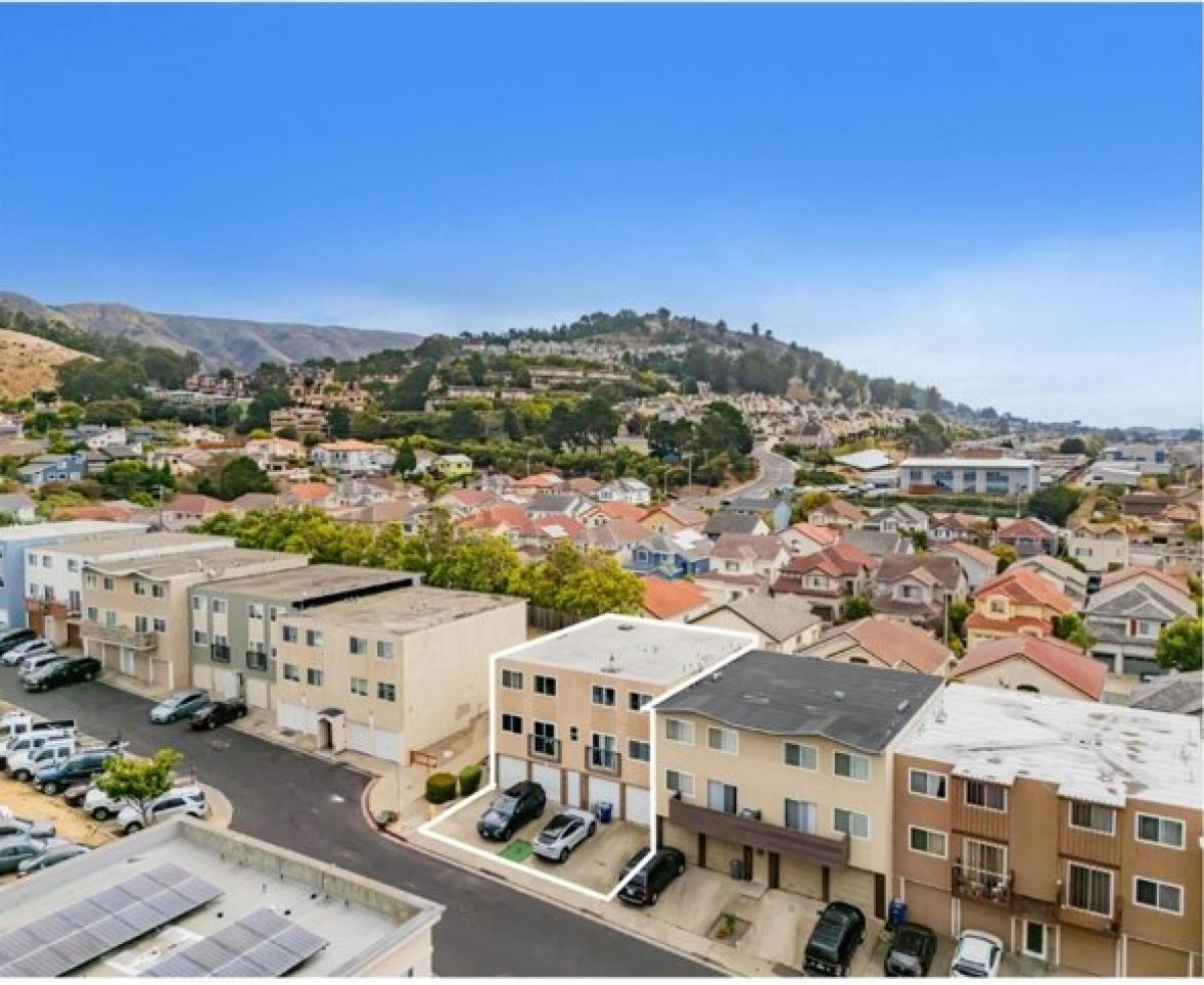 Picture of Home For Sale in South San Francisco, California, United States