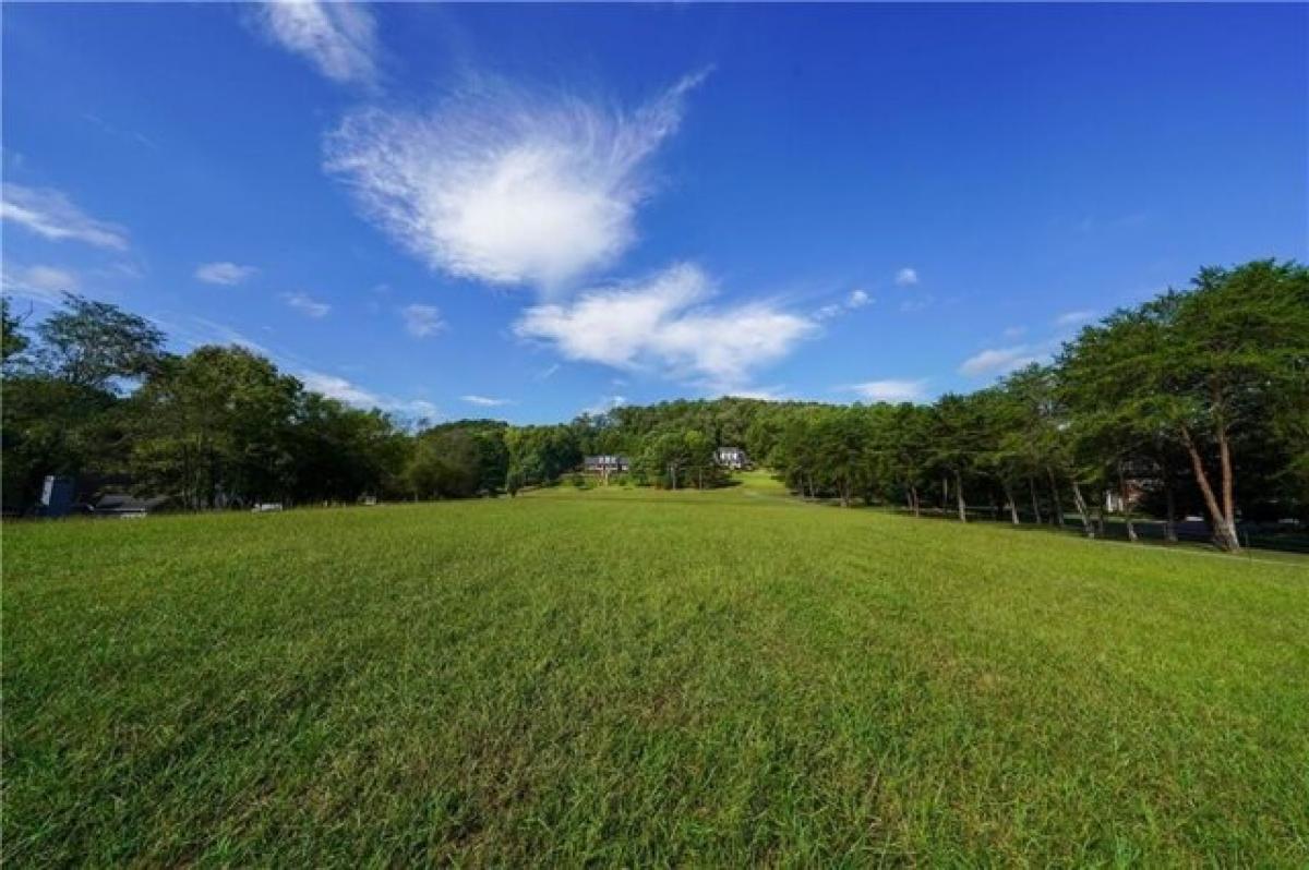 Picture of Residential Land For Sale in Cartersville, Georgia, United States