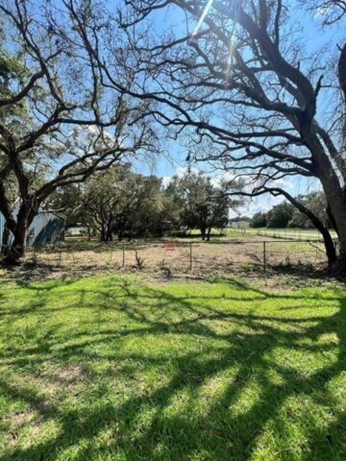 Picture of Residential Land For Sale in Lanark Village, Florida, United States