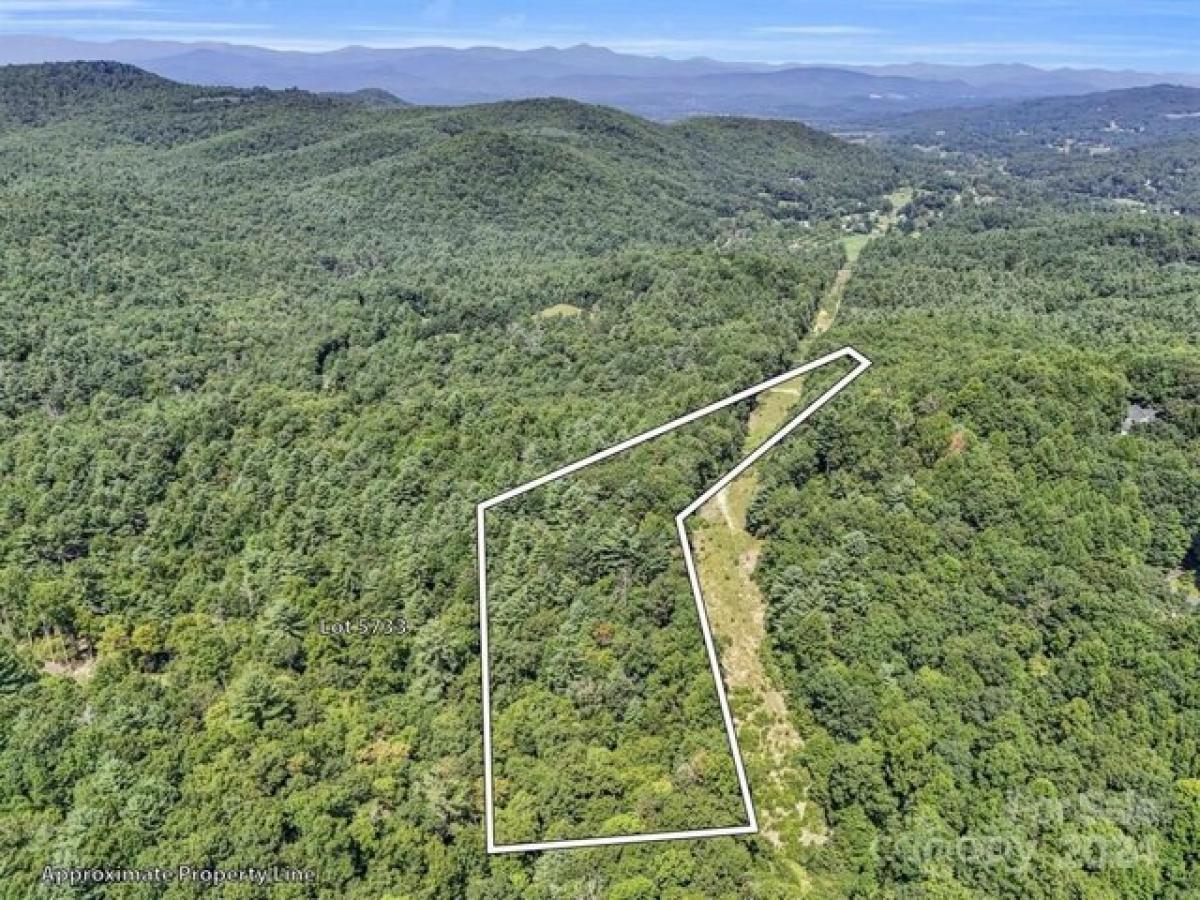 Picture of Residential Land For Sale in Hendersonville, North Carolina, United States