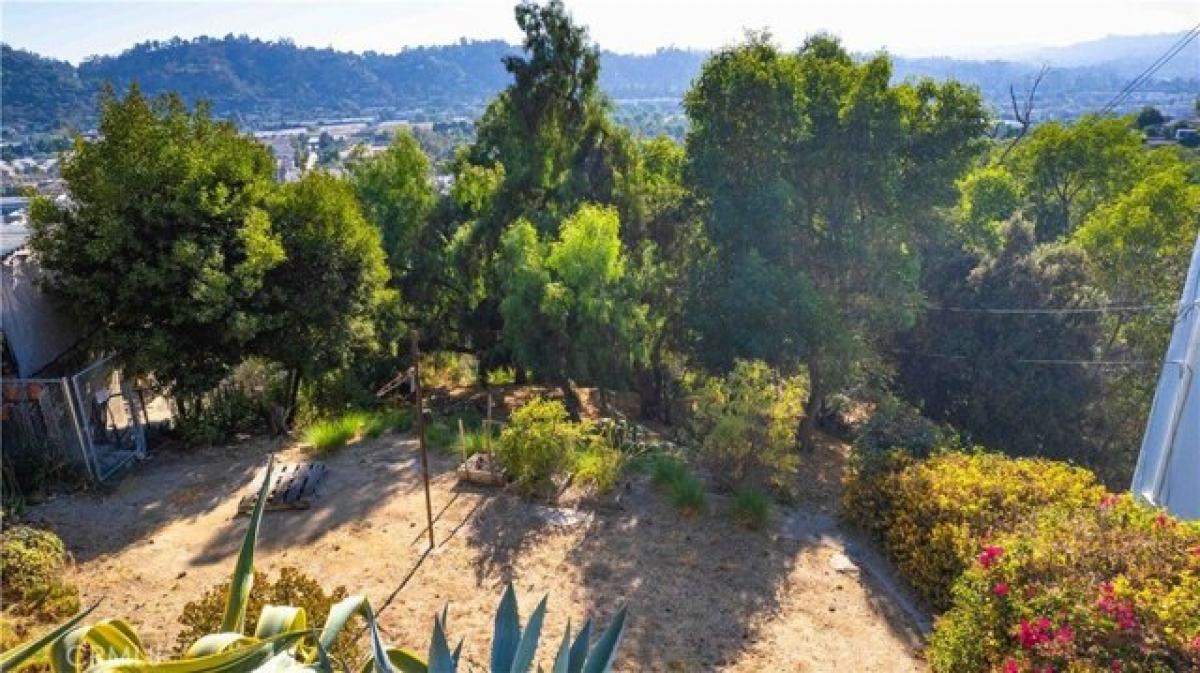 Picture of Residential Land For Sale in Los Angeles, California, United States