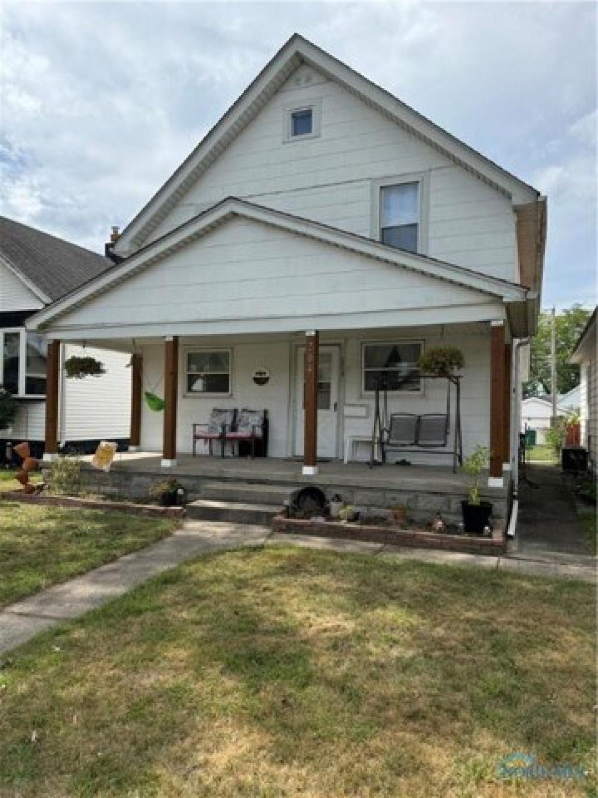 Picture of Home For Sale in Rossford, Ohio, United States