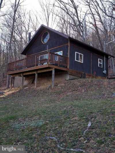 Home For Sale in Paw Paw, West Virginia