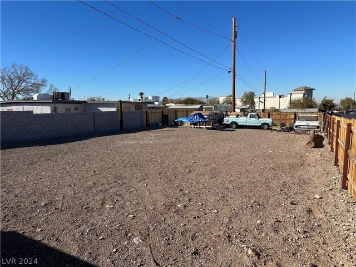 Picture of Residential Land For Sale in Henderson, Nevada, United States