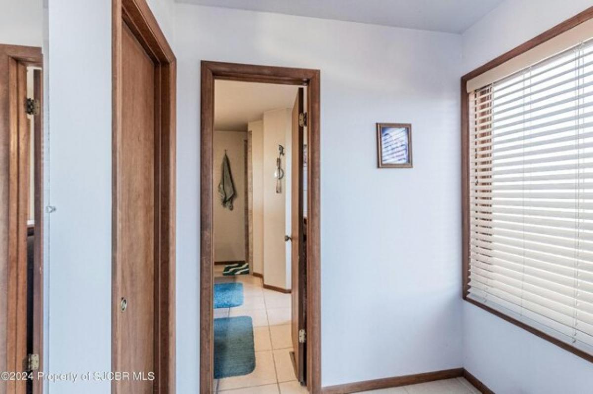 Picture of Home For Sale in Aztec, New Mexico, United States