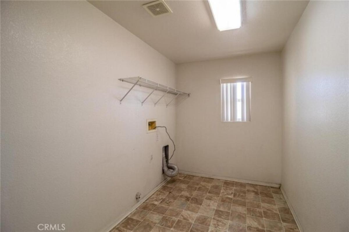 Picture of Home For Sale in Perris, California, United States