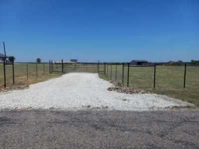 Residential Land For Sale in Valley View, Texas