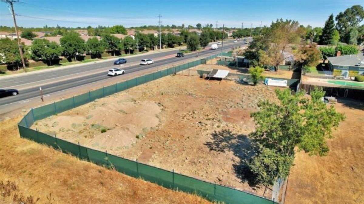 Picture of Residential Land For Sale in Sacramento, California, United States