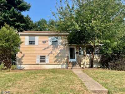 Home For Sale in South Plainfield, New Jersey