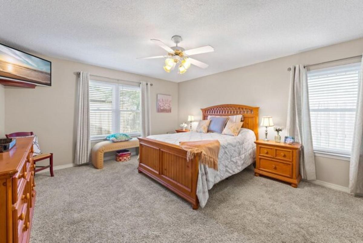 Picture of Home For Sale in Navarre, Florida, United States