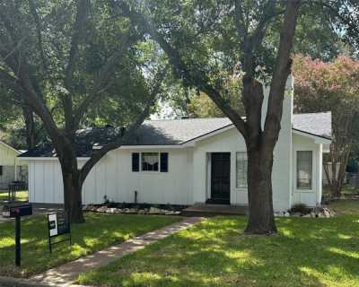 Home For Sale in Brenham, Texas