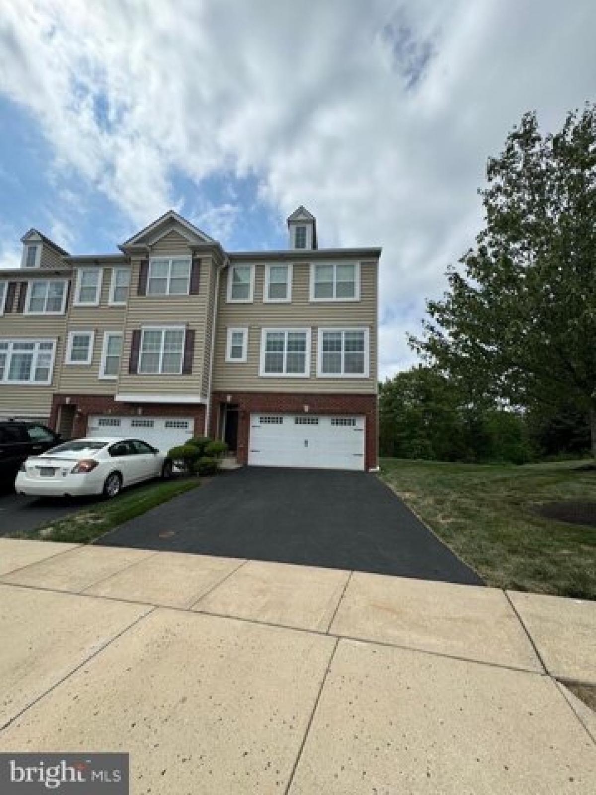 Picture of Home For Sale in Telford, Pennsylvania, United States