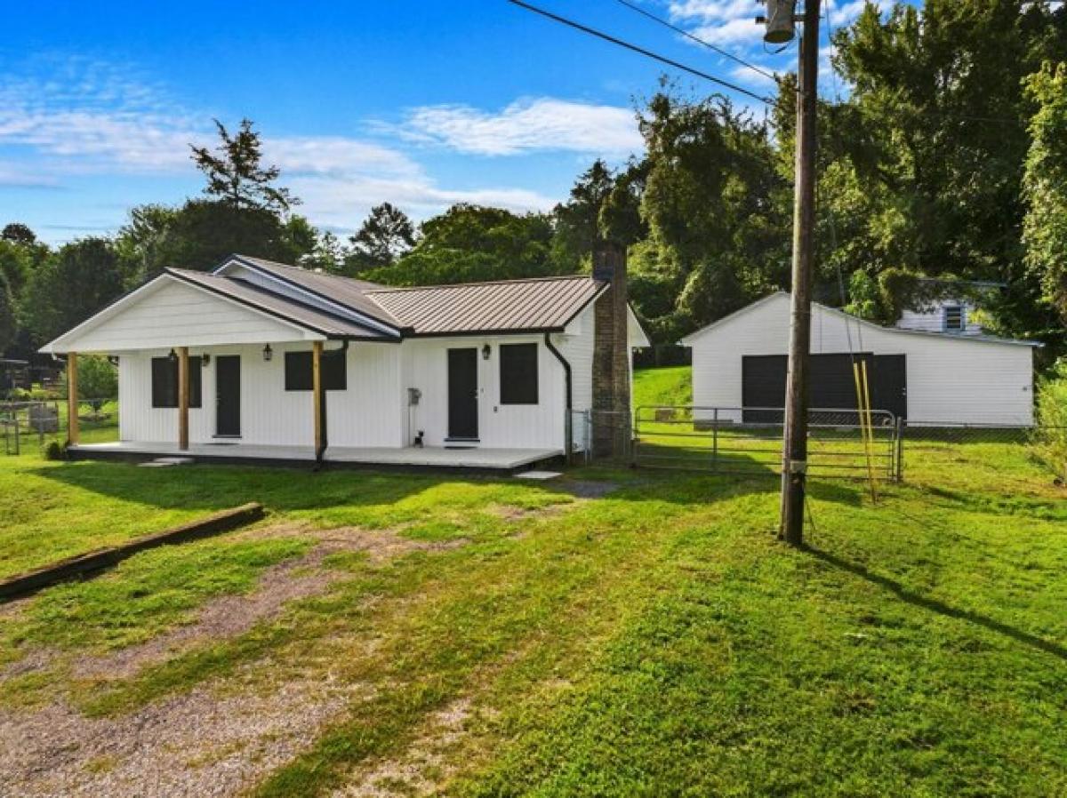 Picture of Home For Sale in Bean Station, Tennessee, United States