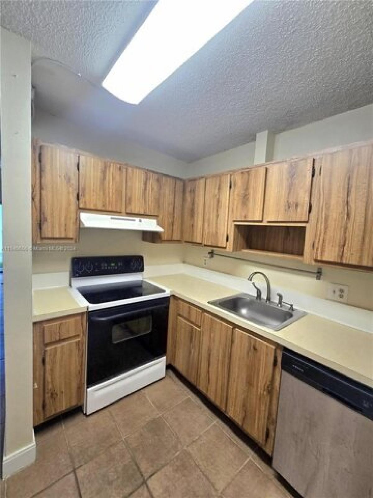 Picture of Apartment For Rent in Coral Springs, Florida, United States