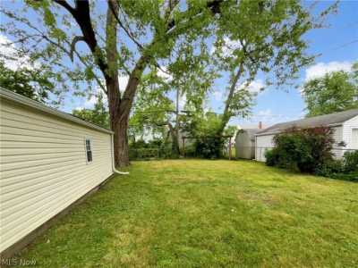 Home For Sale in Cuyahoga Falls, Ohio