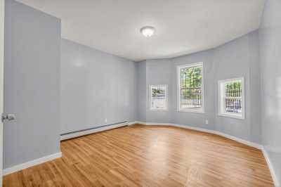 Home For Sale in New Haven, Connecticut