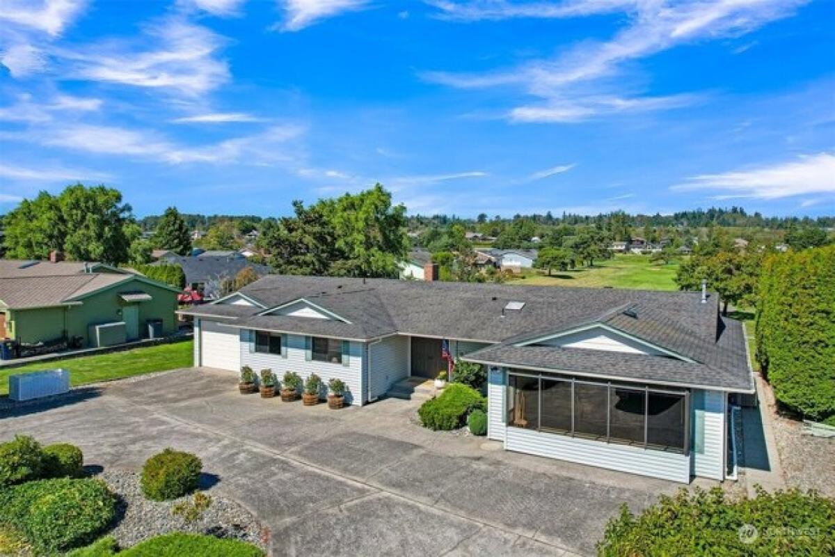 Picture of Home For Sale in Blaine, Washington, United States