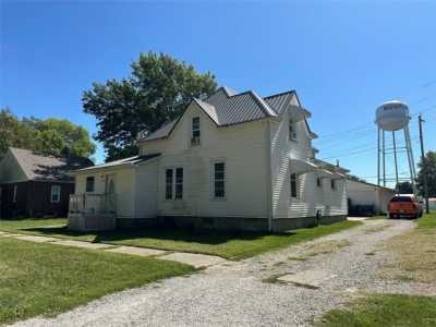 Home For Sale in Monroe, Iowa