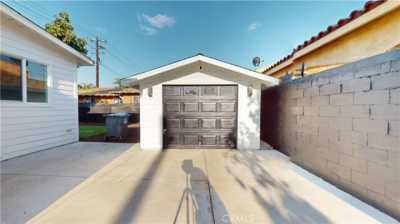 Home For Sale in Santa Ana, California