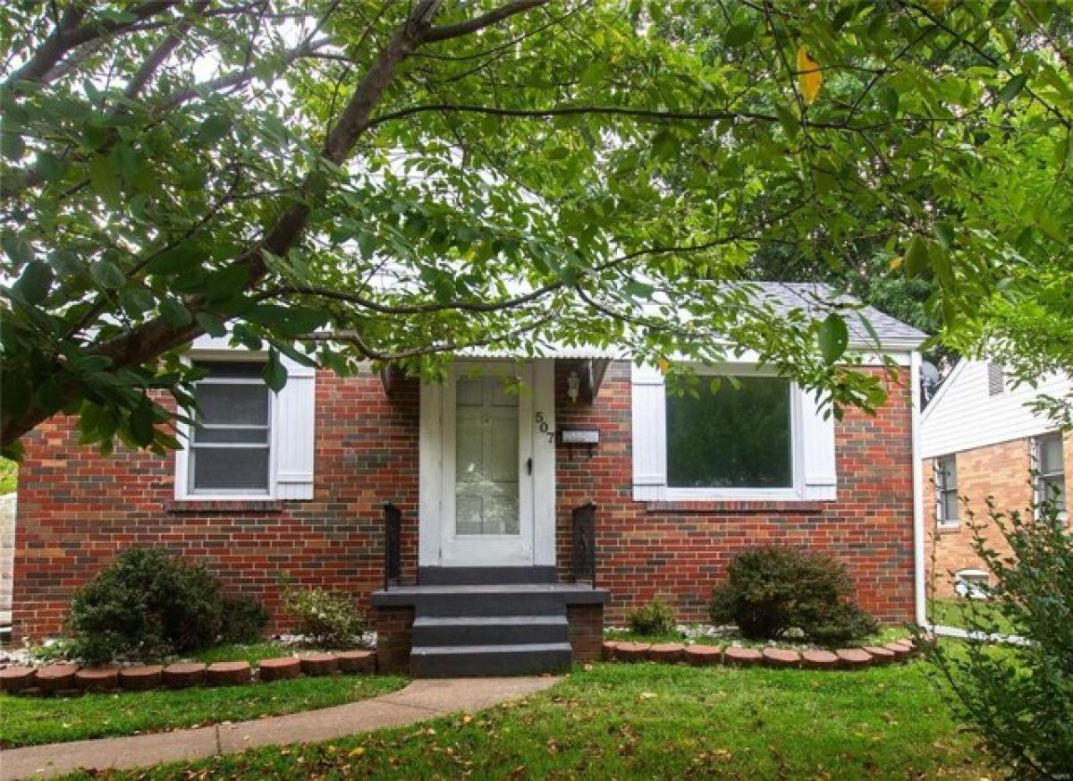 Picture of Home For Sale in Roxana, Illinois, United States