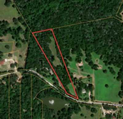 Residential Land For Sale in Chatfield, Texas