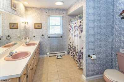 Home For Sale in Belvidere, New Jersey