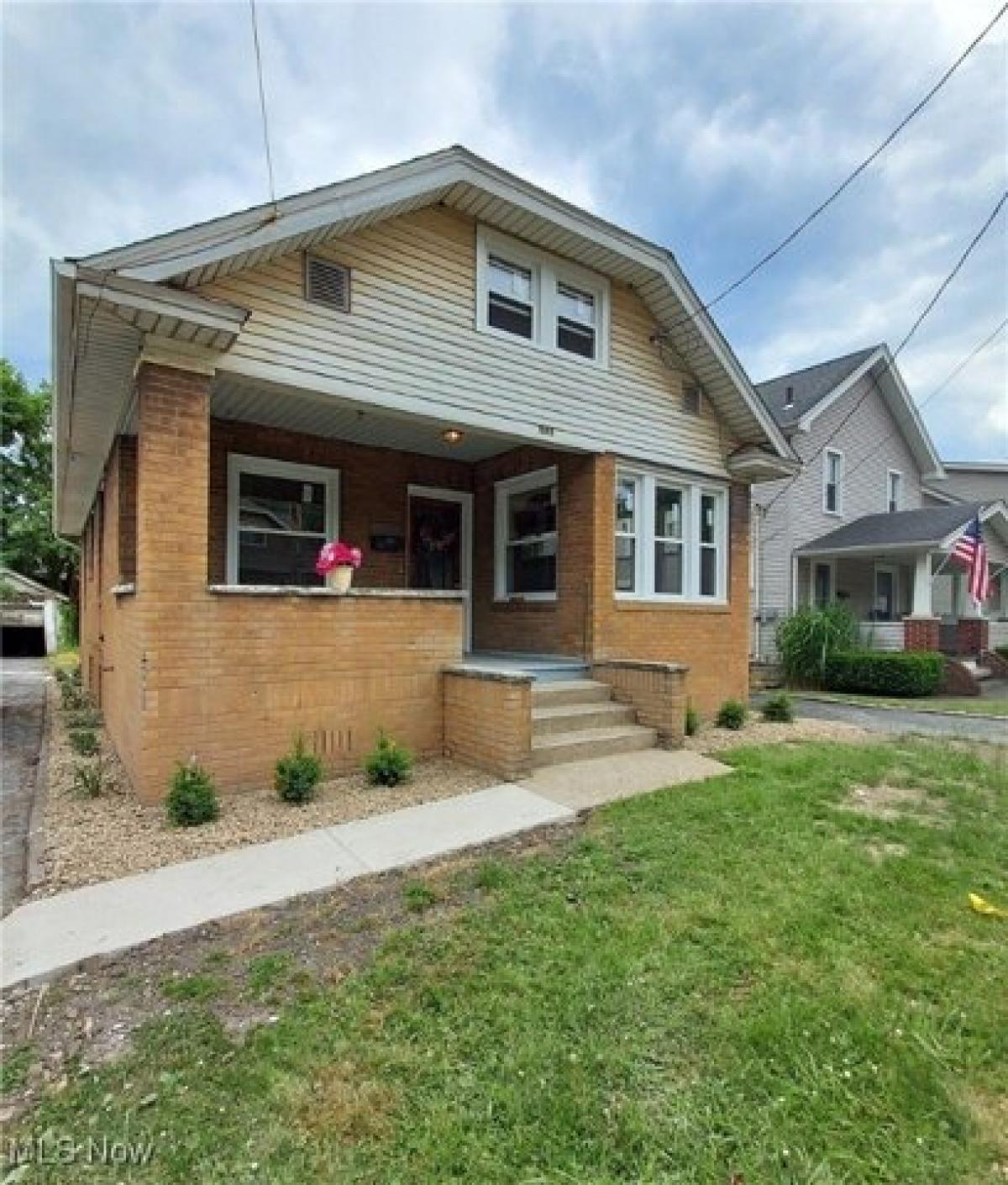 Picture of Home For Sale in Lowellville, Ohio, United States