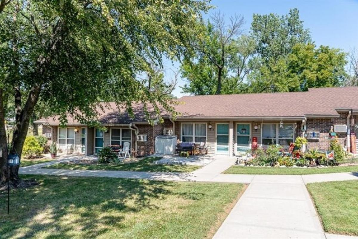 Picture of Home For Sale in Basehor, Kansas, United States